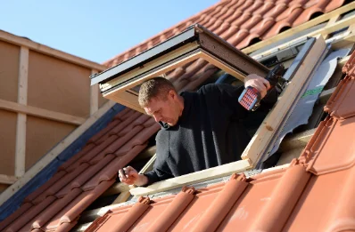 Pose de fenêtres de toit Velux à Turretot